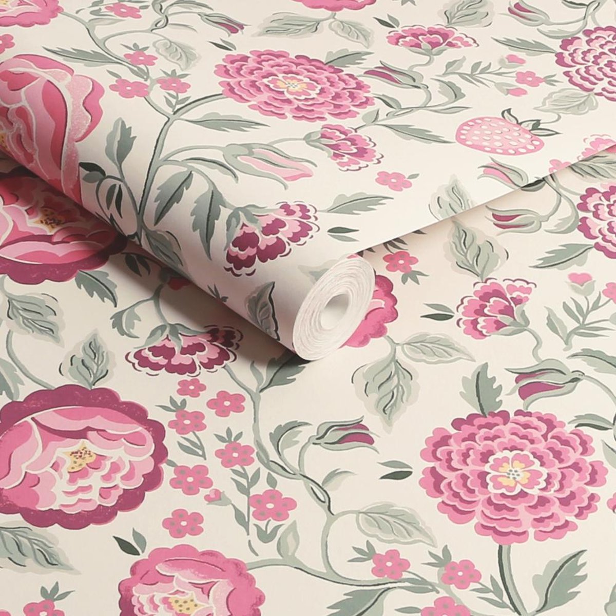 Graham & Brown | Strawberry Garden Wallpaper Graham & Brown | Strawberry Garden Wallpaper