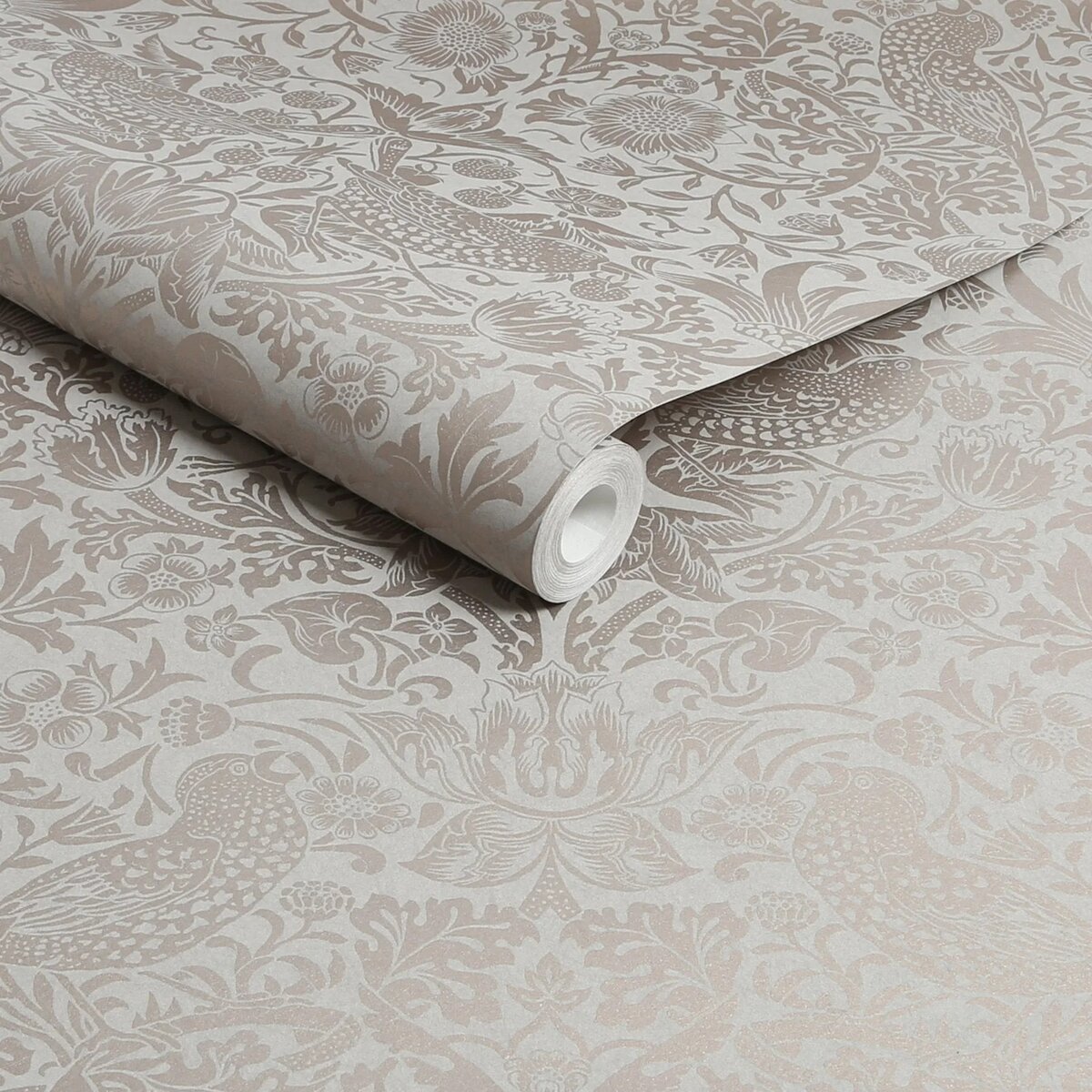 Graham & Brown | Strawberry Thief Fibrous Wallpaper Graham & Brown | Strawberry Thief Fibrous Wallpaper