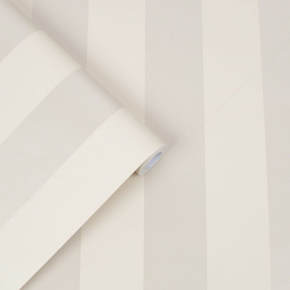 Graham & Brown | Lille Pearlescent Stripe Graham & Brown | Lille Pearlescent Stripe