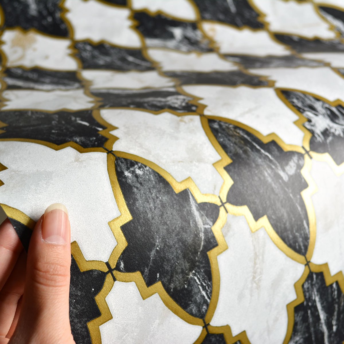 MANHATTAN by MINDTHEGAP | EMPIRE Onyx WP20289 MANHATTAN by MINDTHEGAP | EMPIRE Onyx WP20289