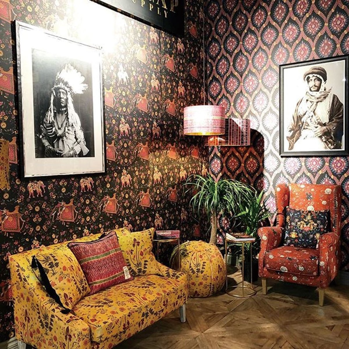 MINDTHEGAP | ARISTOCRACY Anthracite | WP20404 MINDTHEGAP | ARISTOCRACY Anthracite | WP20404