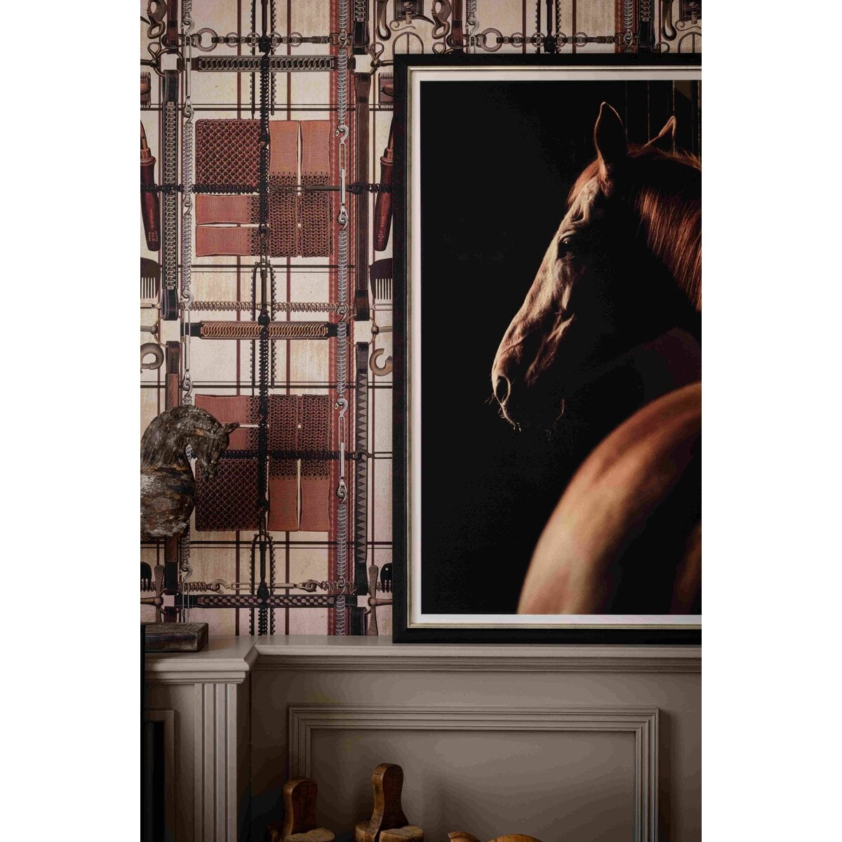 MINDTHEGAP | HARNESSMAKER'S ATELIER Dark | WP20641 MINDTHEGAP | HARNESSMAKER'S ATELIER Dark | WP20641
