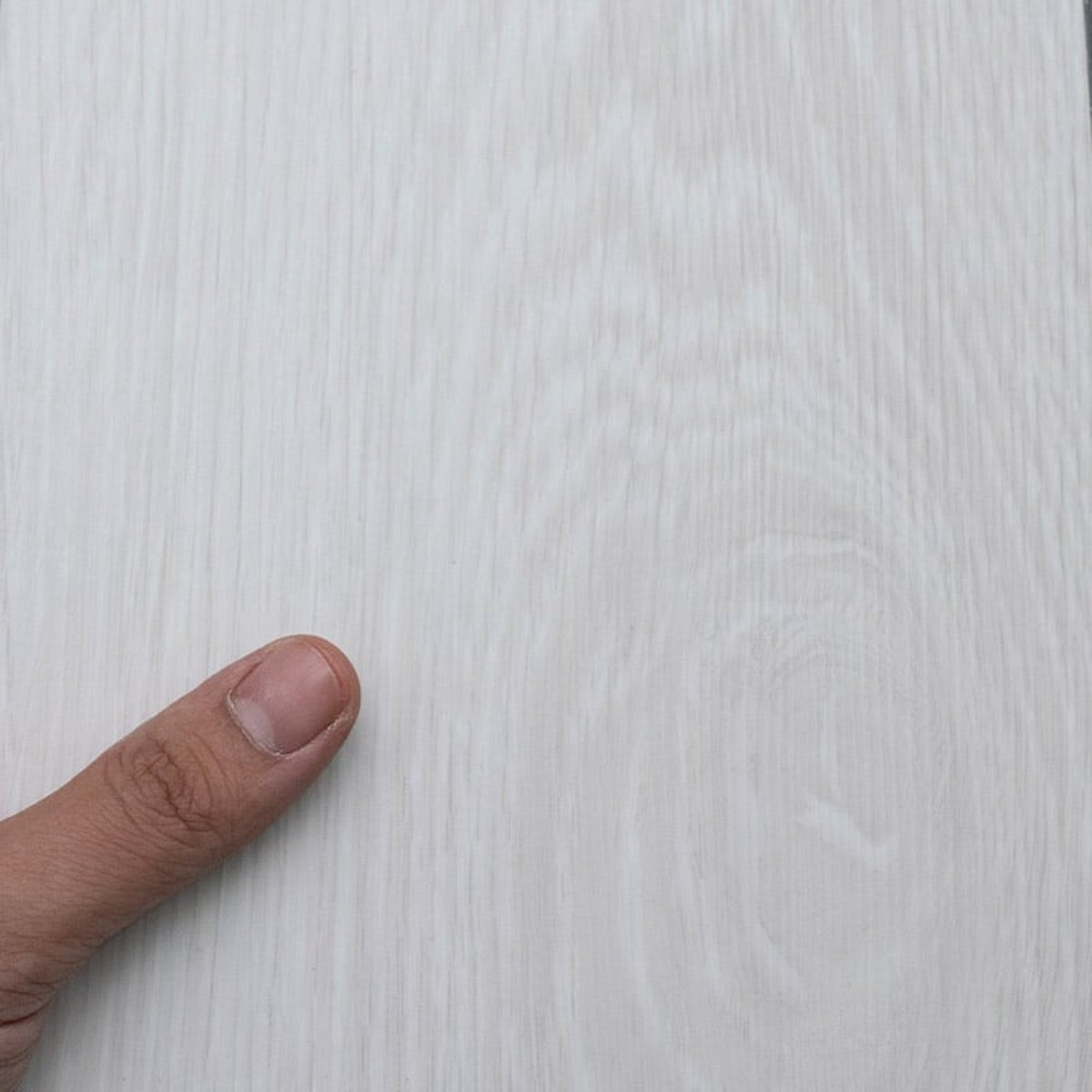 Click / 5mm / Luxury Vinyl Tiles / LVT 06 Click / 5mm / Luxury Vinyl Tiles / LVT 06