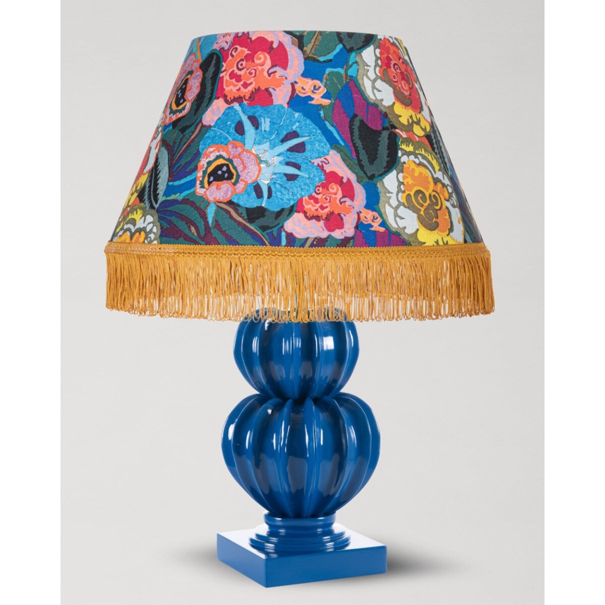 MINDTHEGAP | LA DOLCE VITA | Table Lamp | FIORI IN FIORE BOTANY in Signal Blue resin MINDTHEGAP | LA DOLCE VITA | Table Lamp | FIORI IN FIORE BOTANY in Signal Blue resin