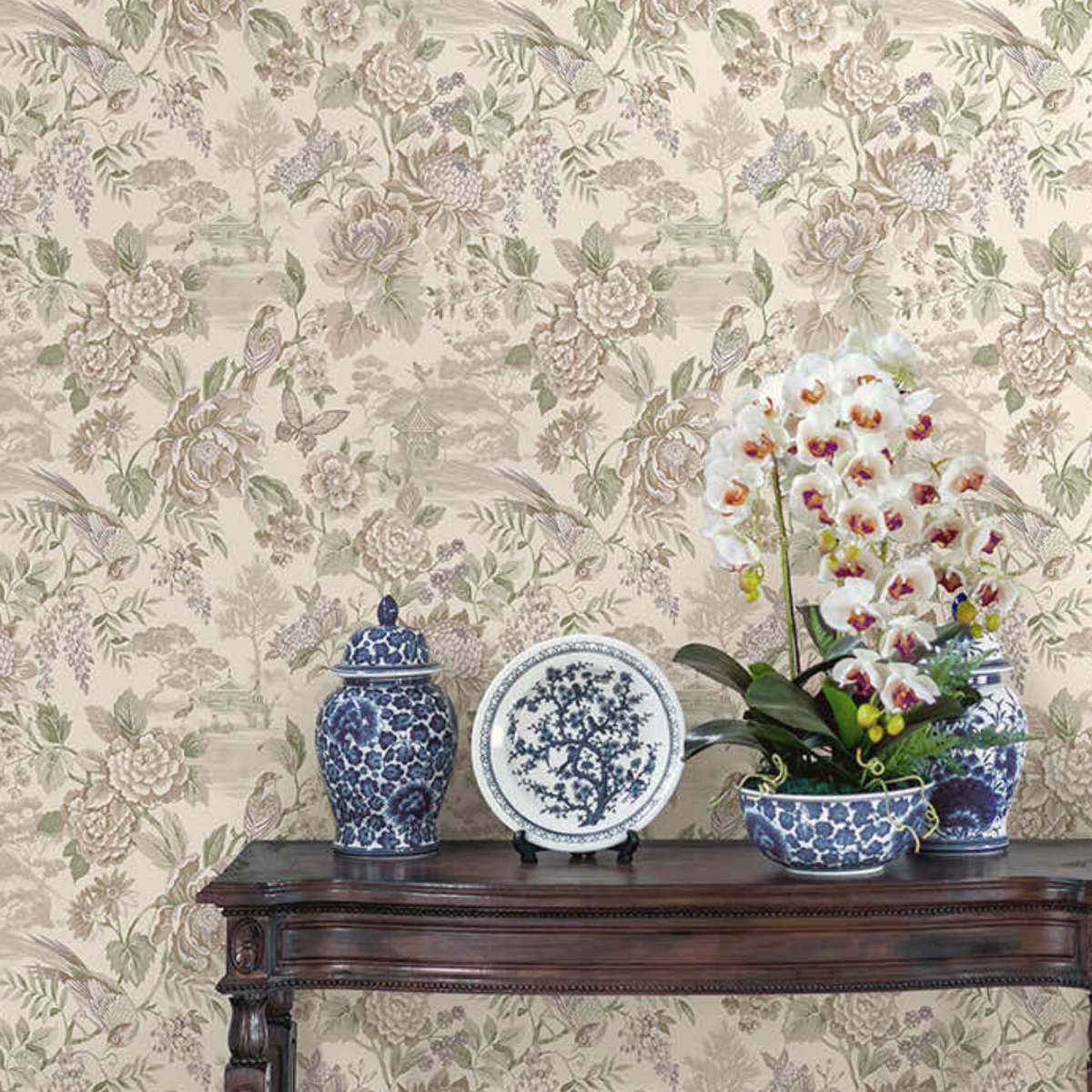 Holden | Journey to the East | Hana Holden | Journey to the East | Hana