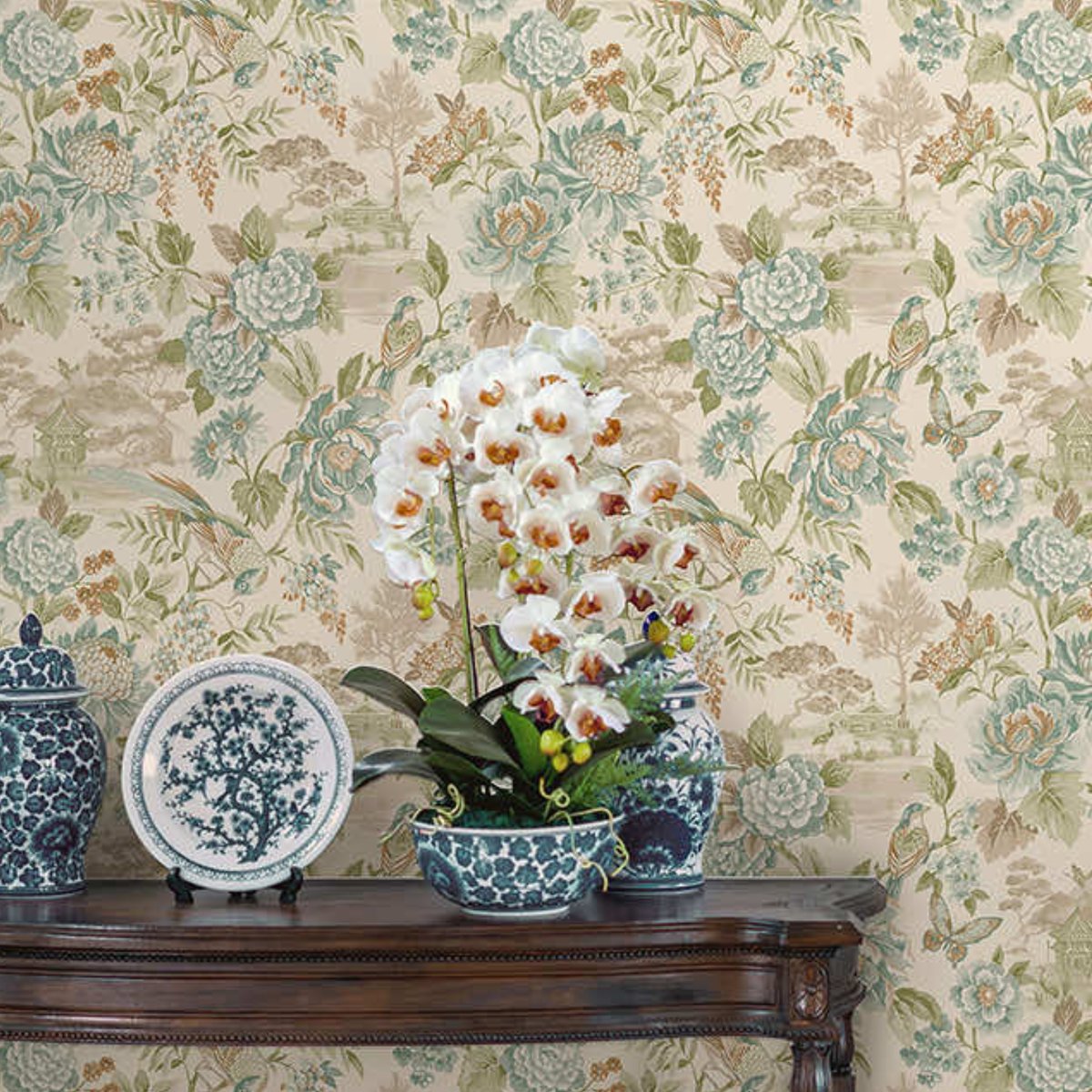 Holden | Journey to the East | Hana Holden | Journey to the East | Hana